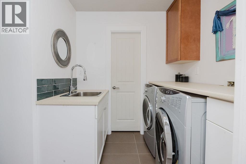 6260 SUNRISE BOULEVARD, Sechelt