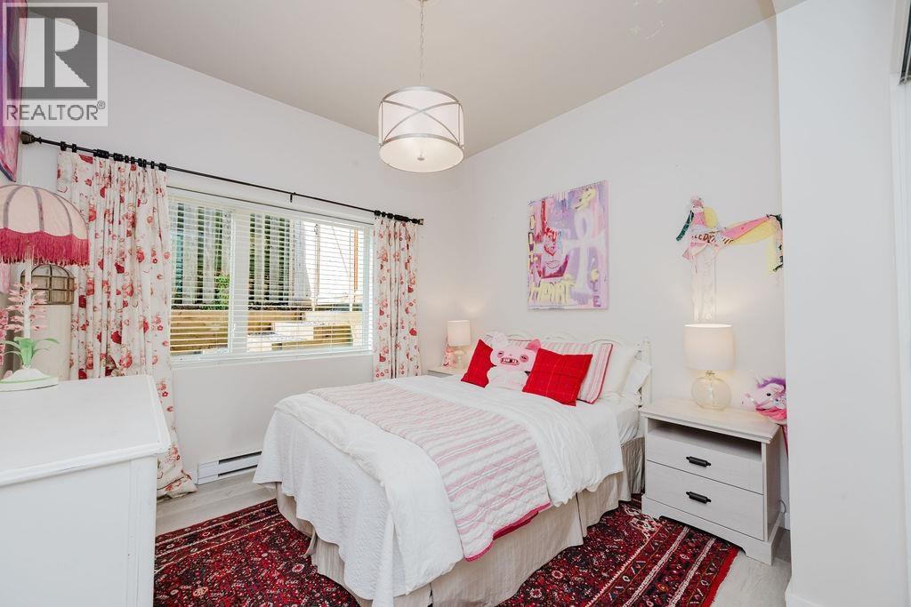 6260 SUNRISE BOULEVARD, Sechelt