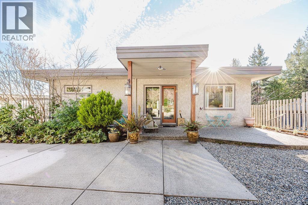 6260 SUNRISE BOULEVARD, Sechelt