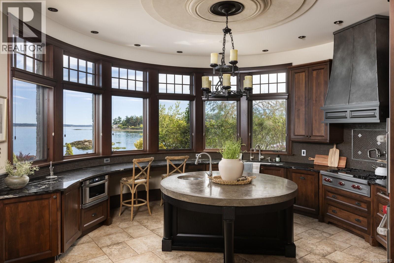  10493 Allbay Road, Sidney