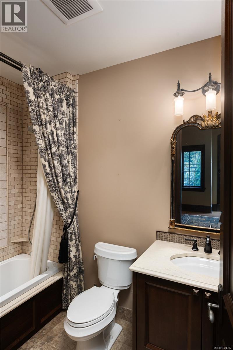  10493 Allbay Road, Sidney