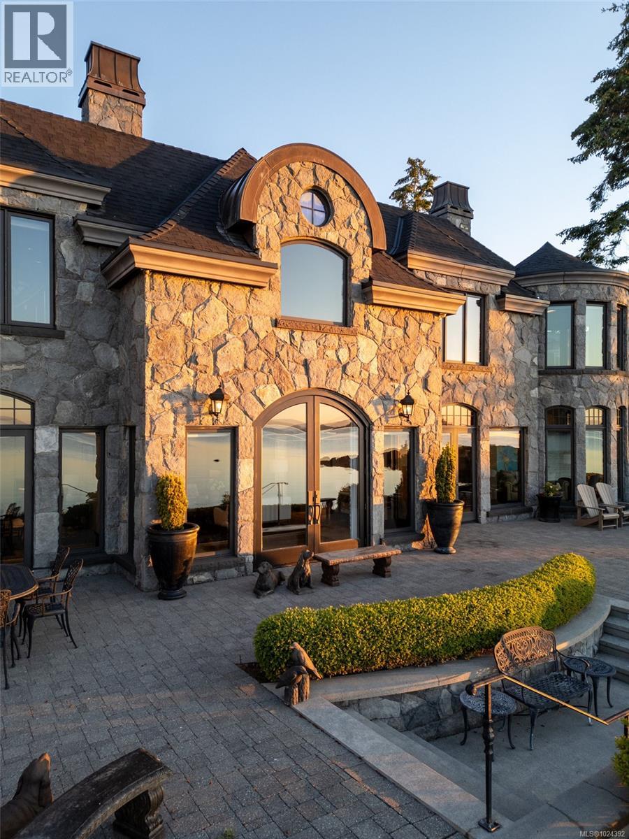  10493 Allbay Road, Sidney