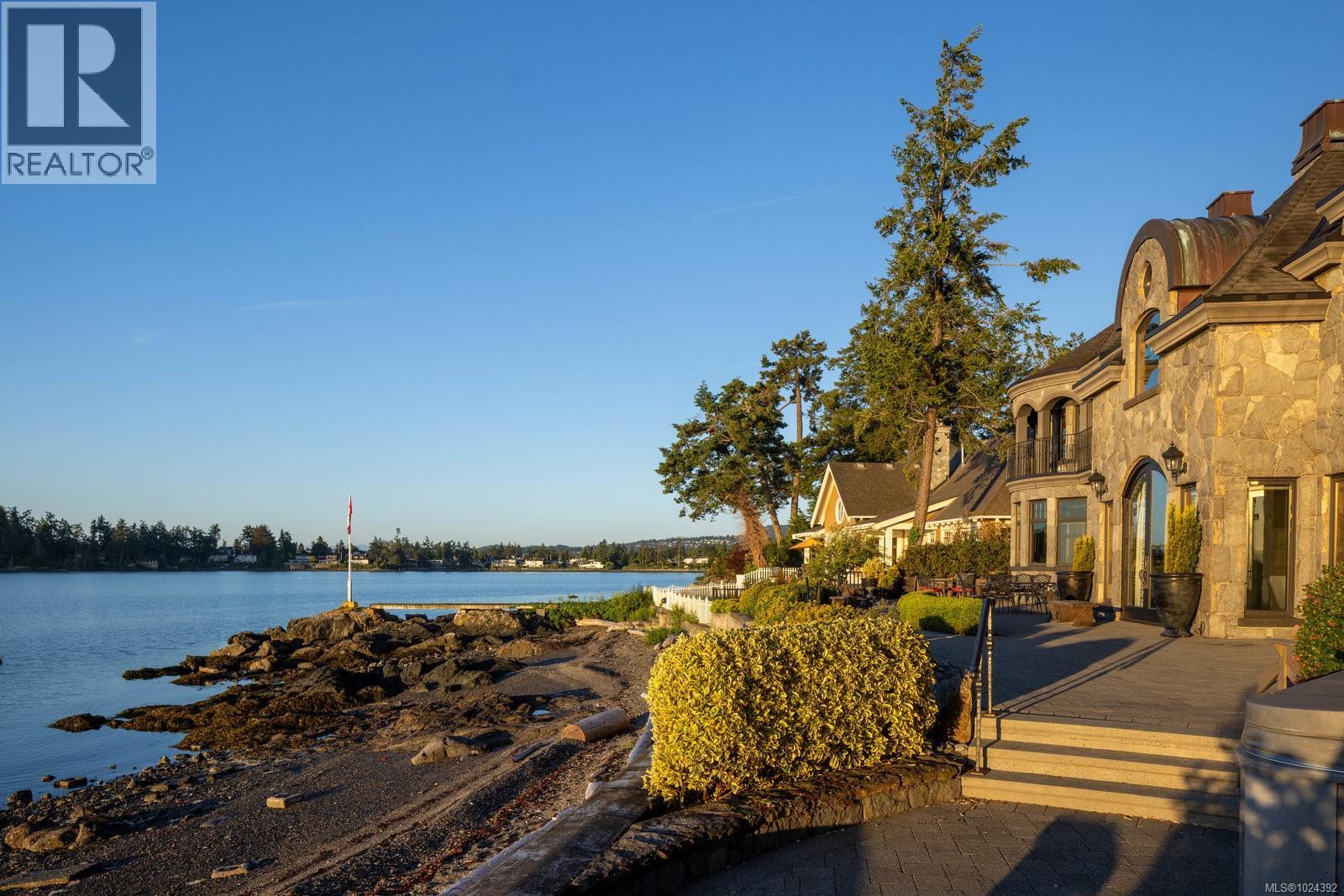  10493 Allbay Road, Sidney