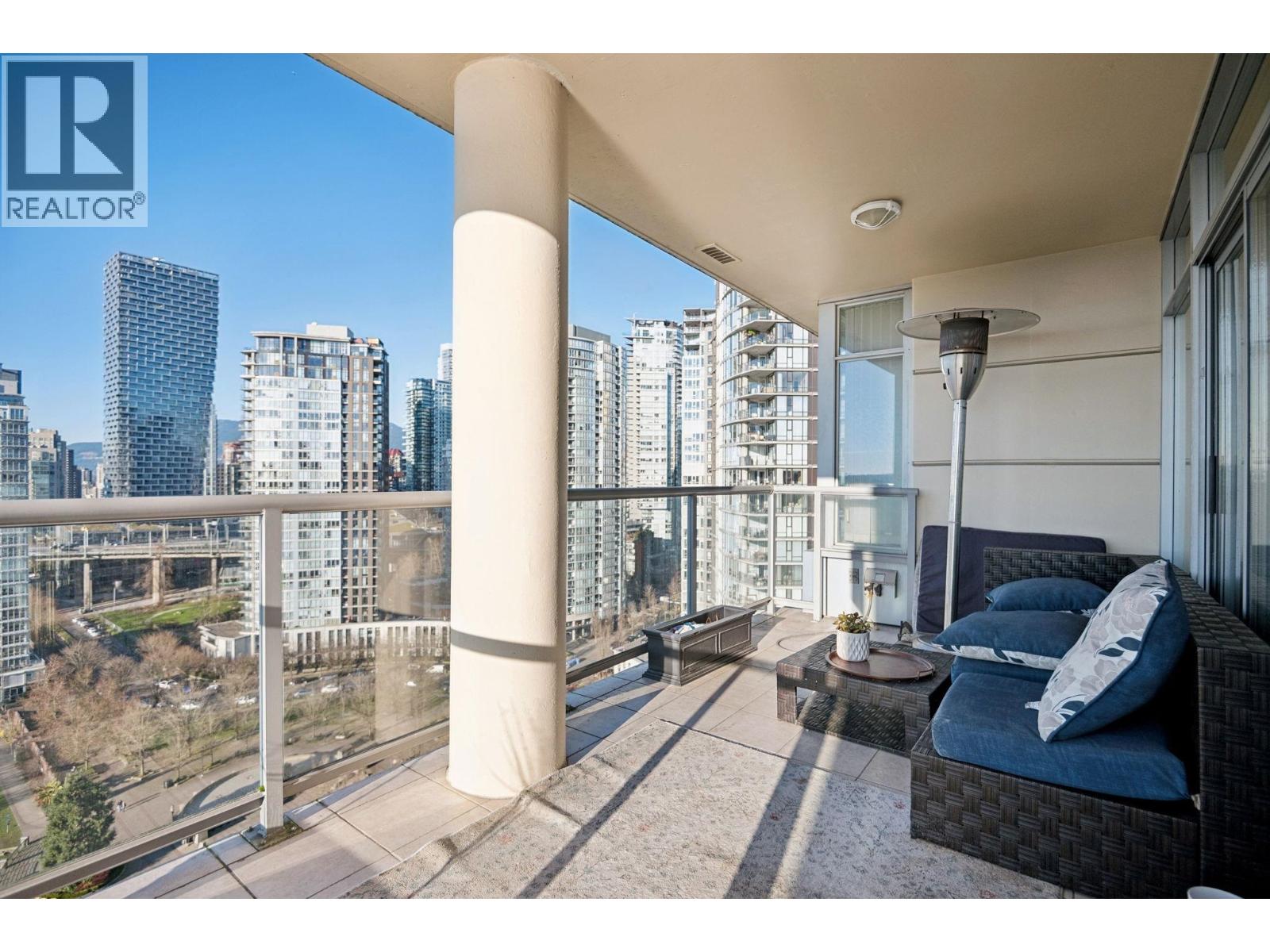 2302 428 BEACH CRESCENT, Vancouver