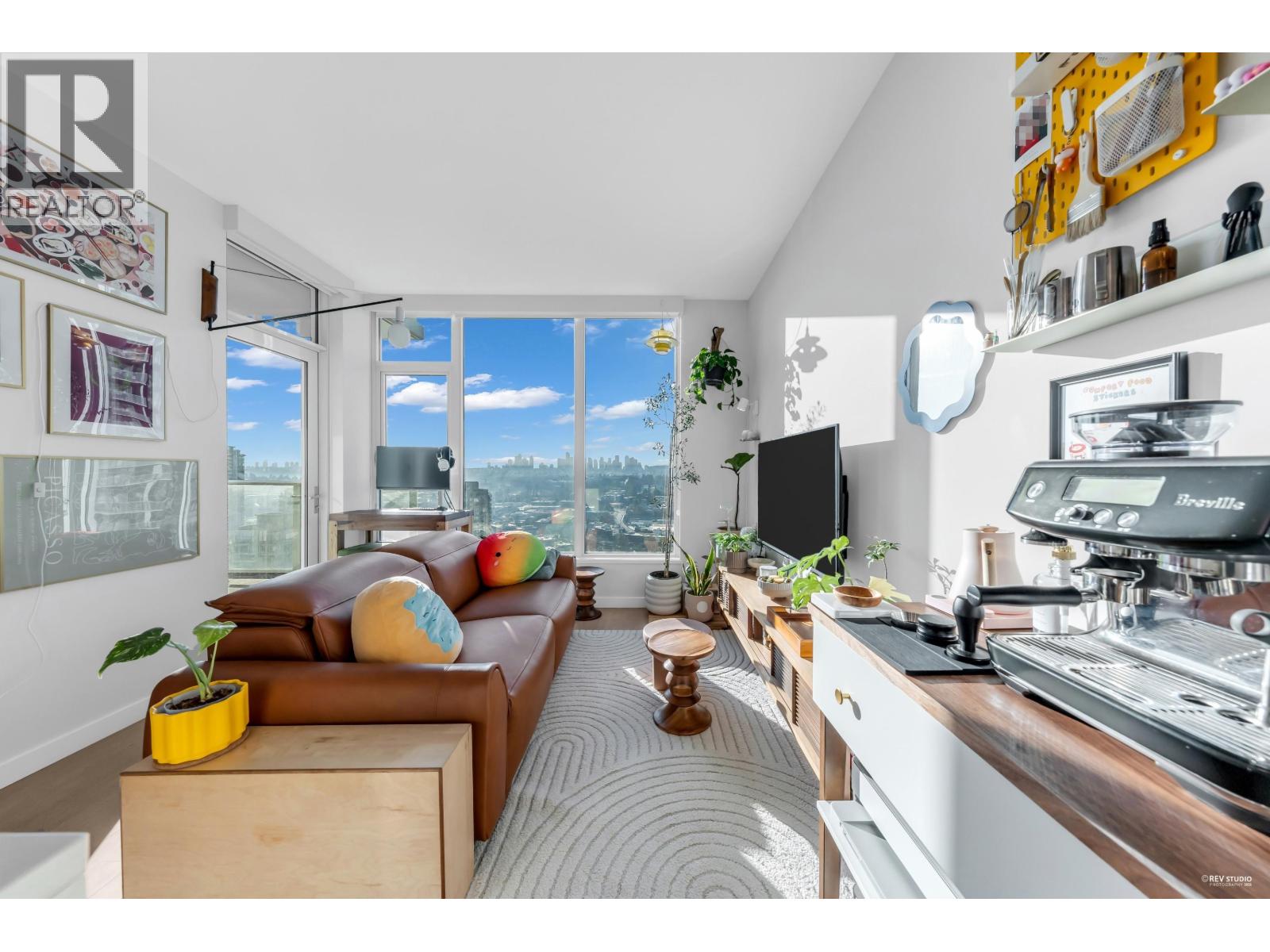 3311 4168 LOUGHEED HIGHWAY, Burnaby