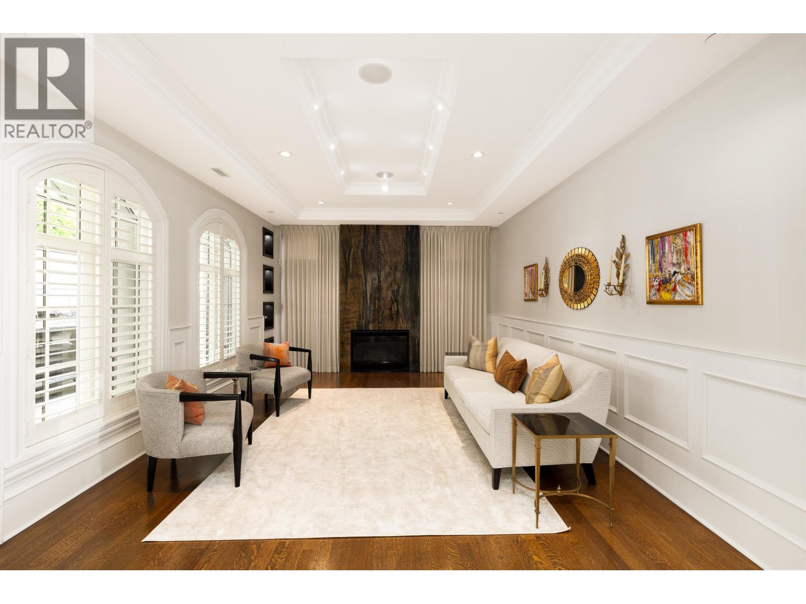 2912 MATHERS AVENUE, West Vancouver