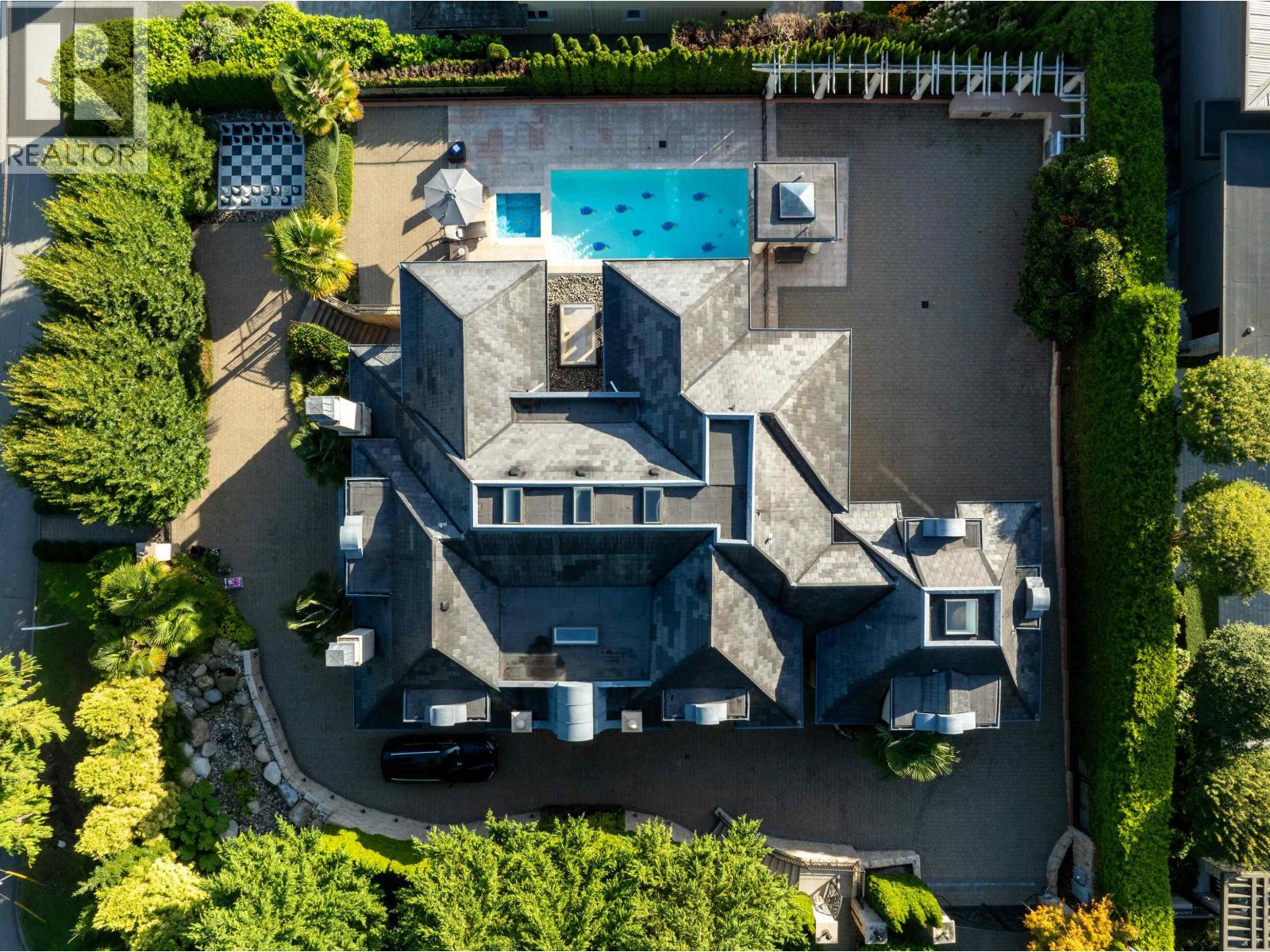 2912 MATHERS AVENUE, West Vancouver