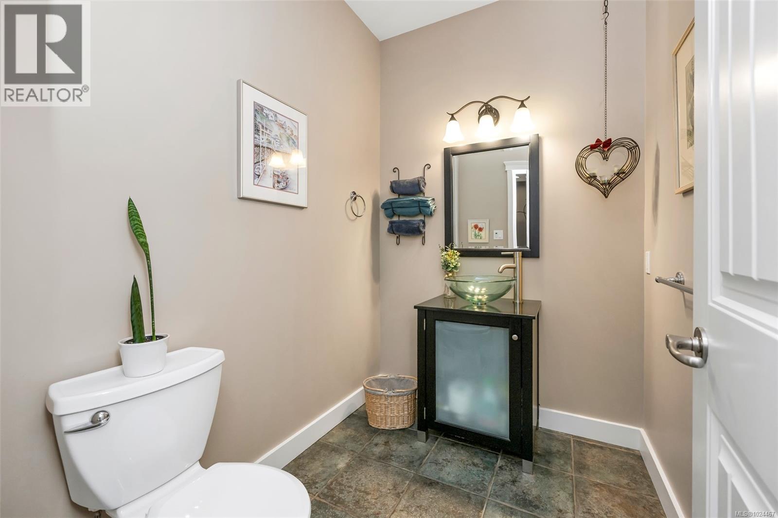 2510 Boompond Rd, Mill Bay