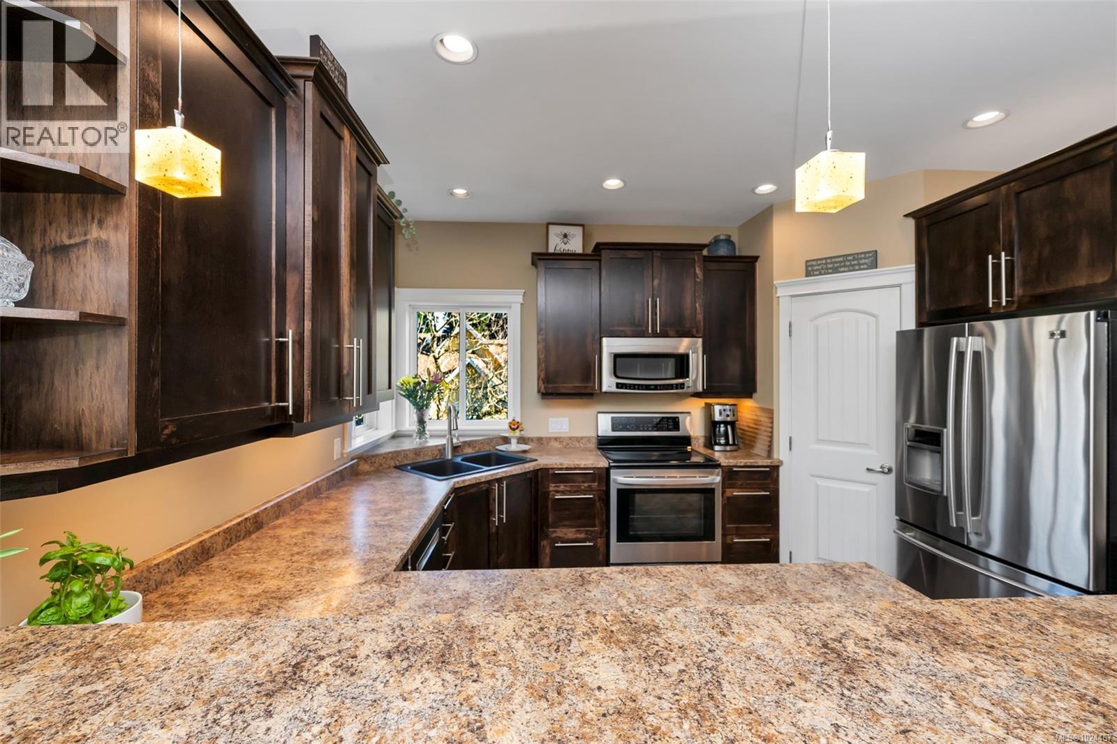 2510 Boompond Rd, Mill Bay