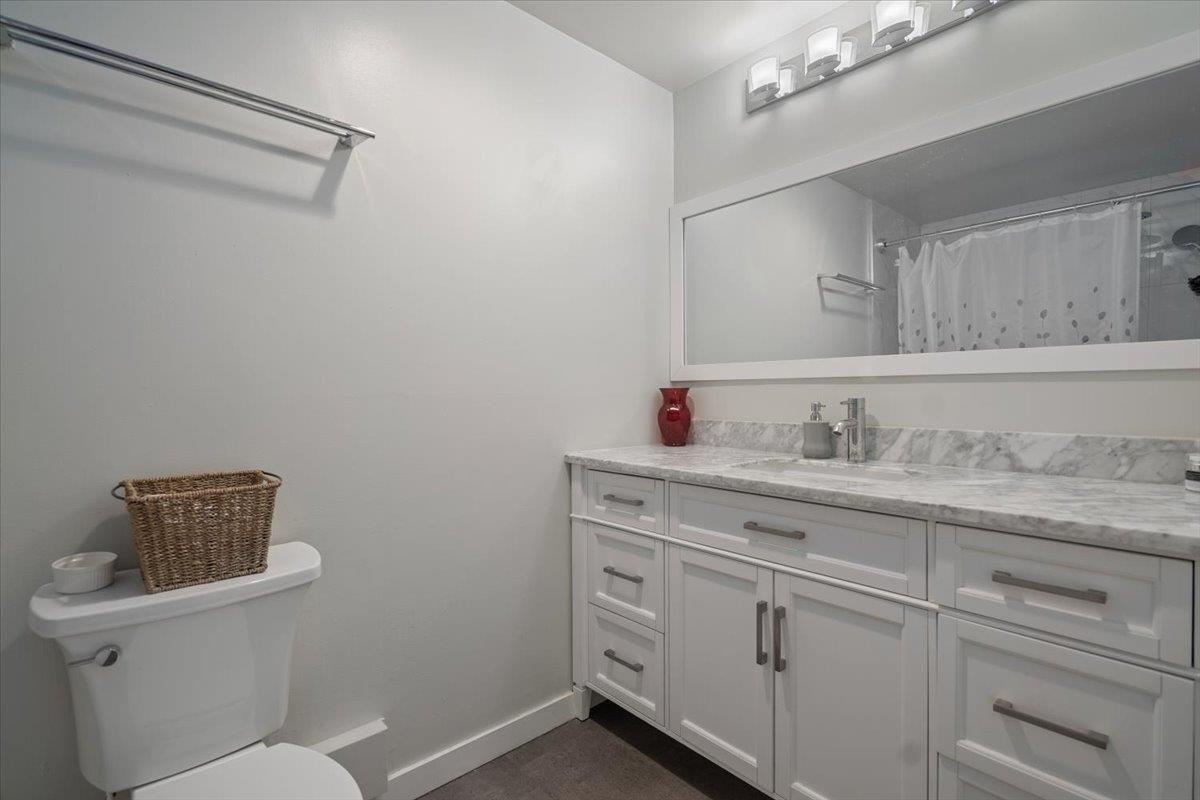 #168C-8635 120 Street, Delta