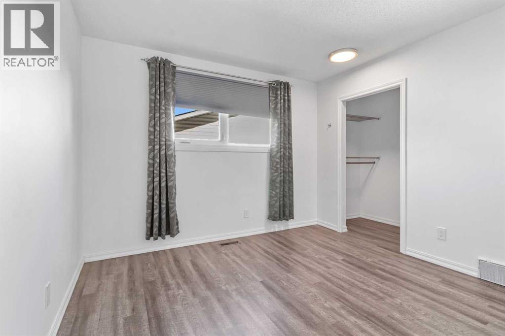 Single Family House Bungalow for Sale in  RundleCairn Way NE Rundle Calgary 