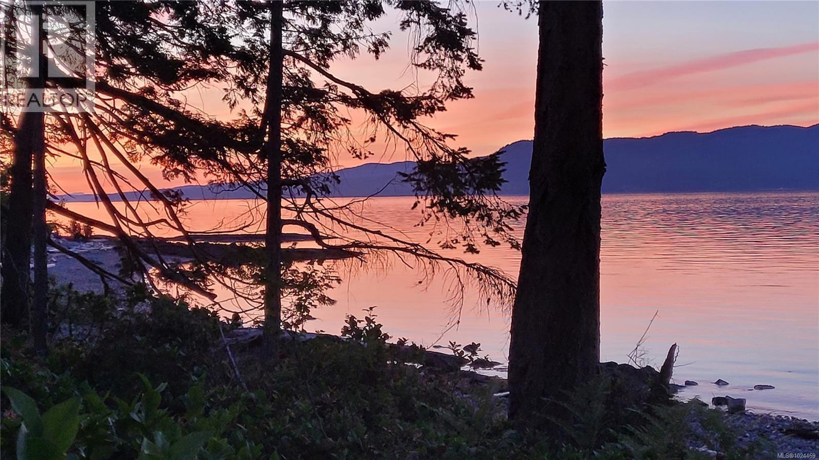 15 SPRING BAY Rd, Lasqueti Island