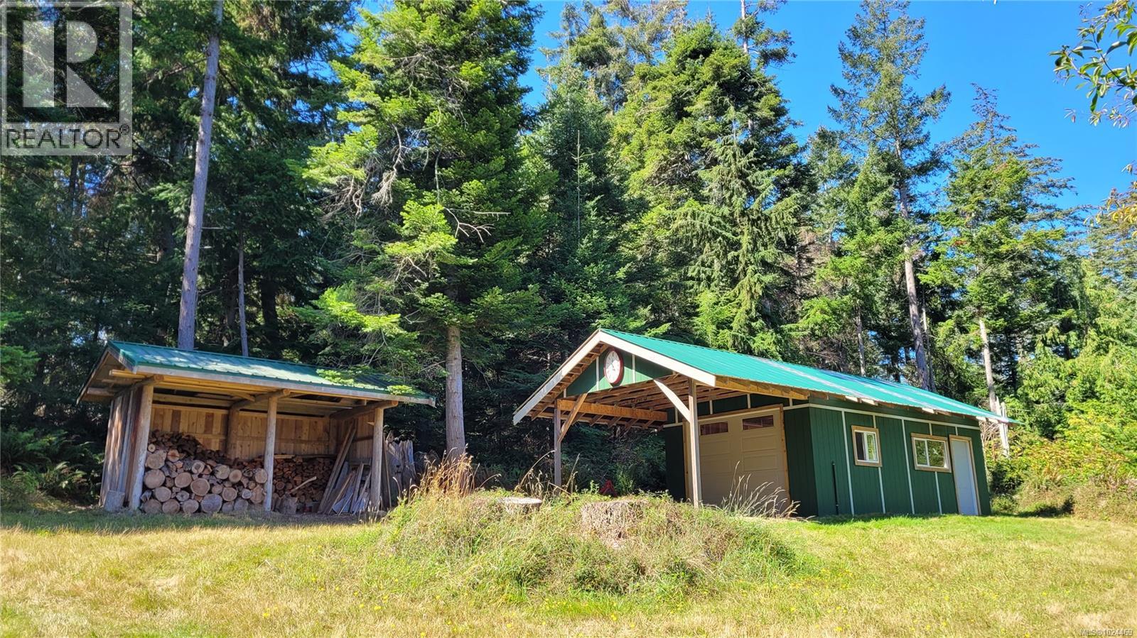 15 SPRING BAY Rd, Lasqueti Island