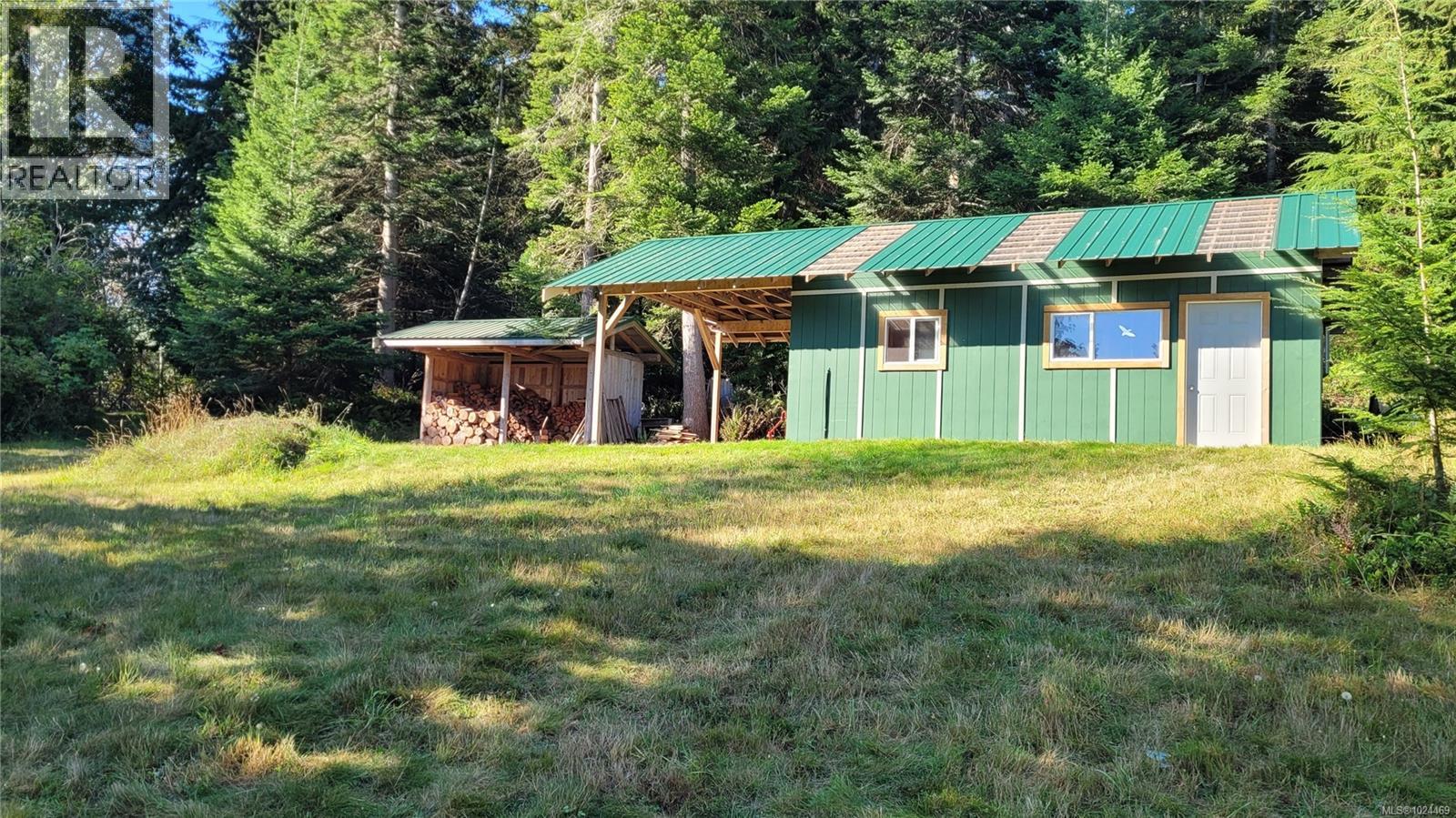 15 SPRING BAY Rd, Lasqueti Island