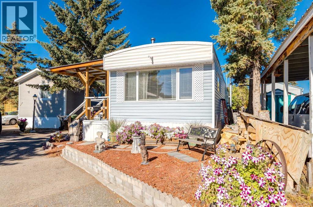 Single Family House Mobile Home for Sale in    Street NW Greenwood/Greenbriar Calgary 