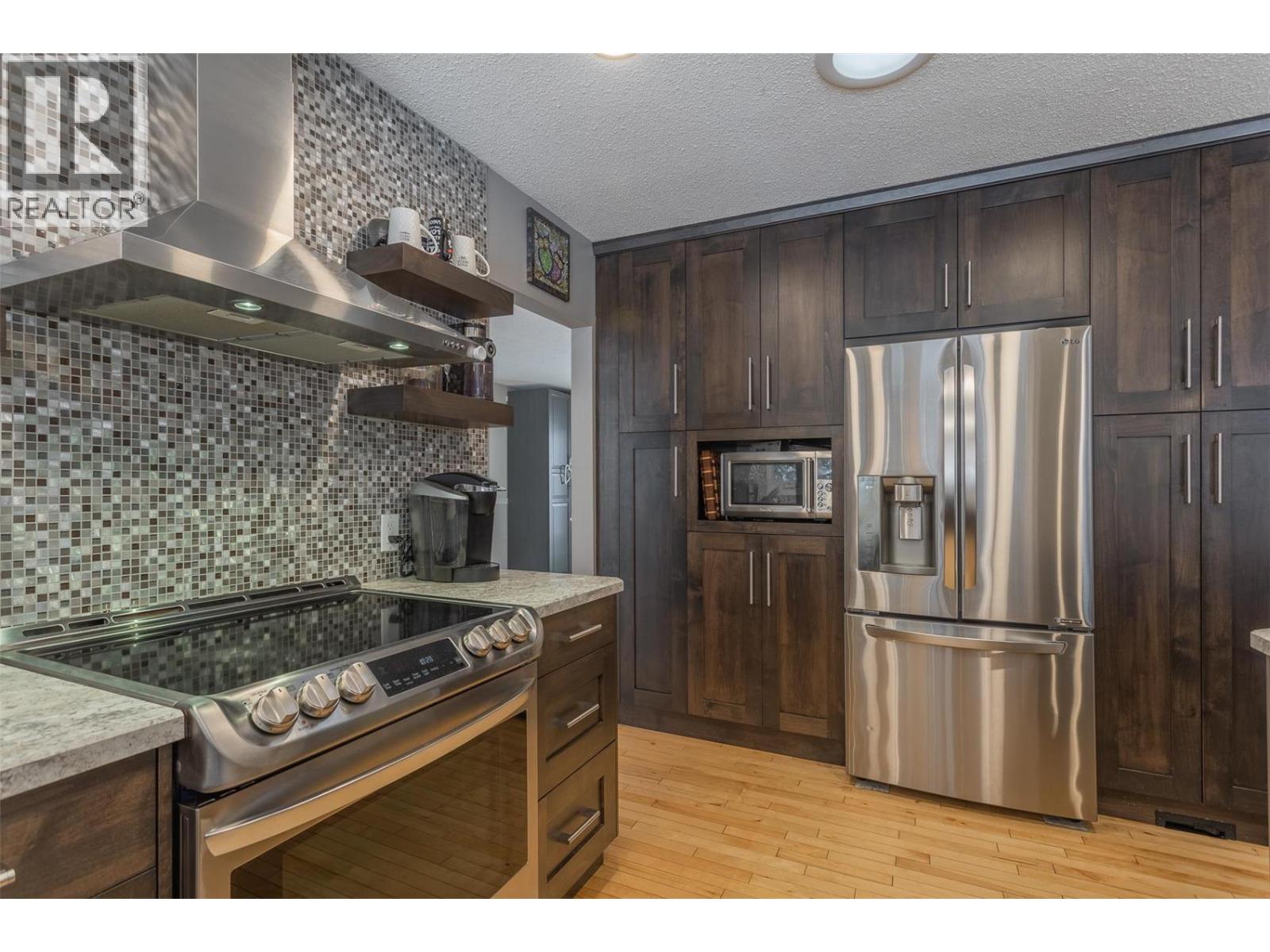  745 Wenric Crescent, Kelowna