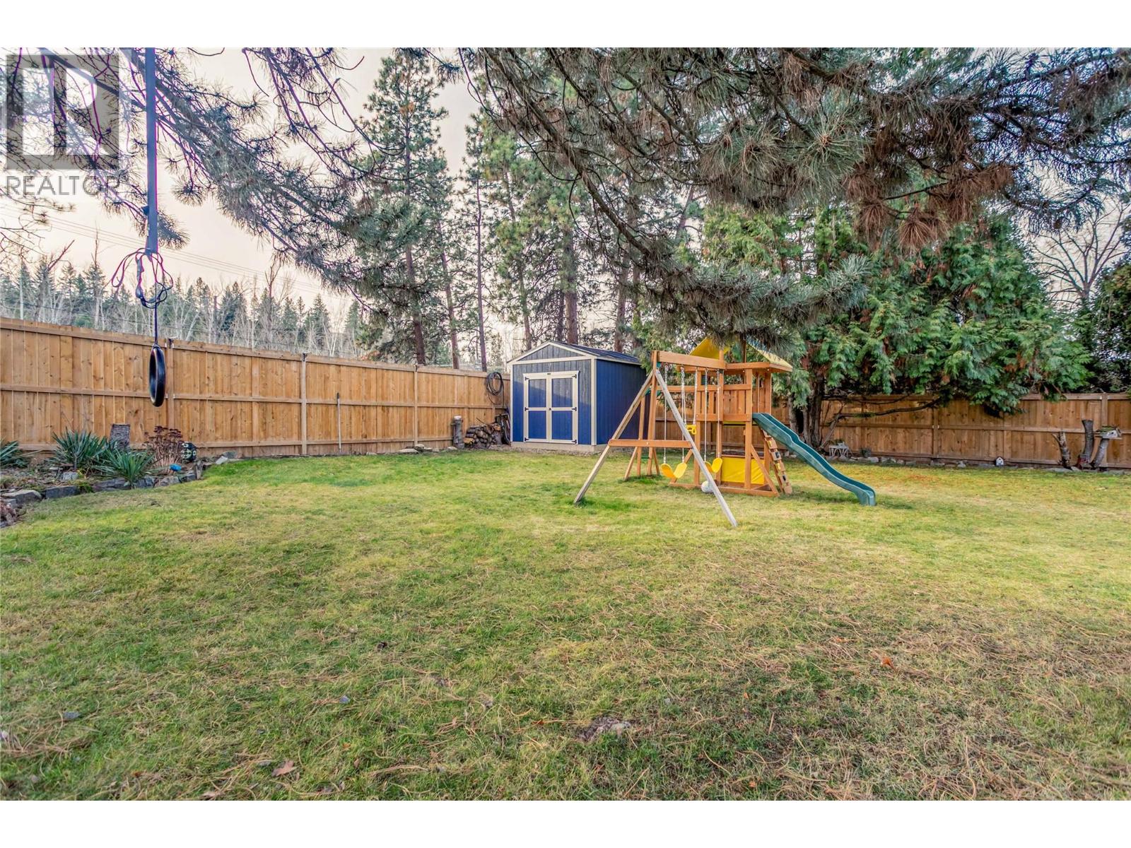  745 Wenric Crescent, Kelowna
