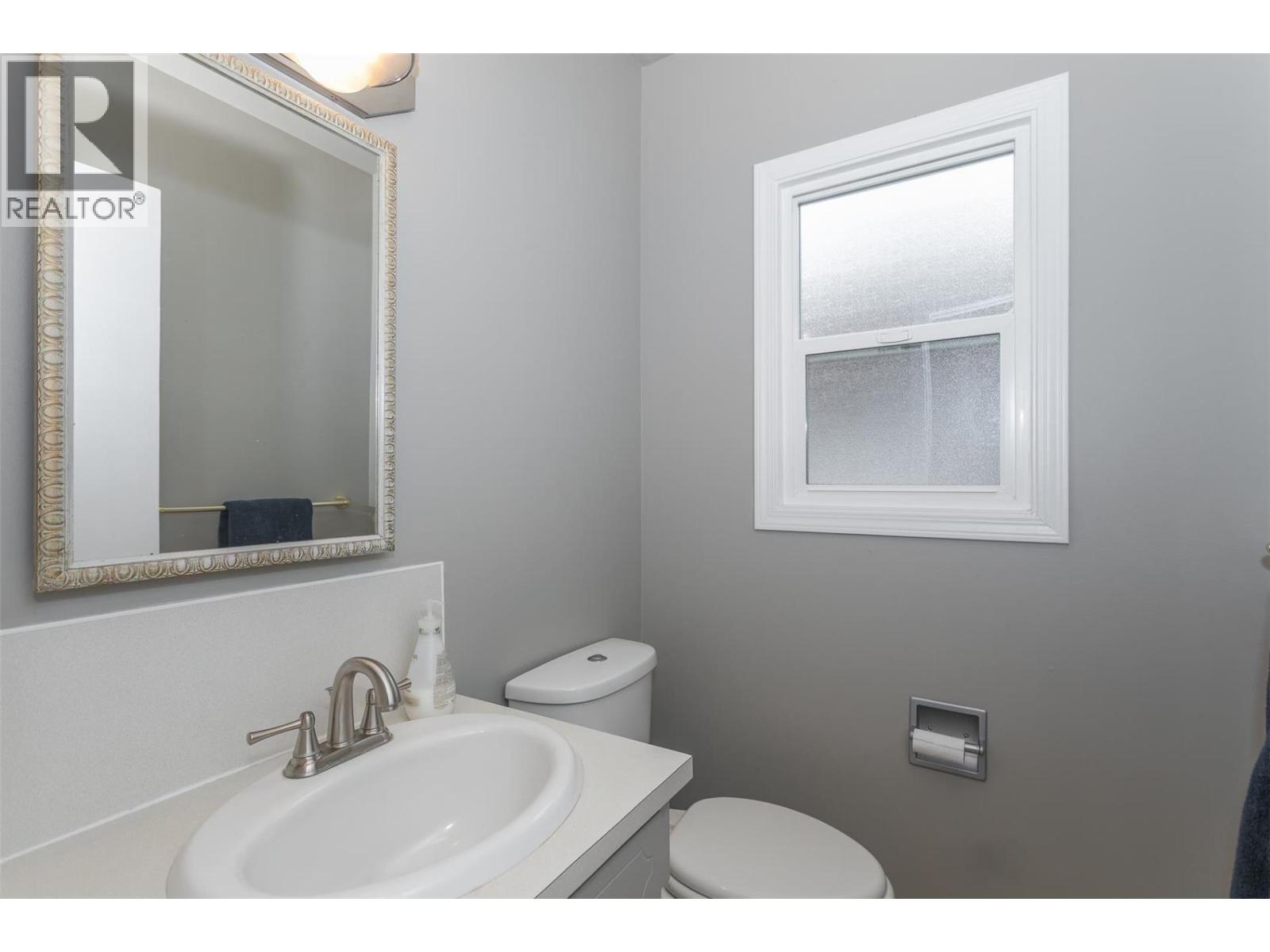  745 Wenric Crescent, Kelowna