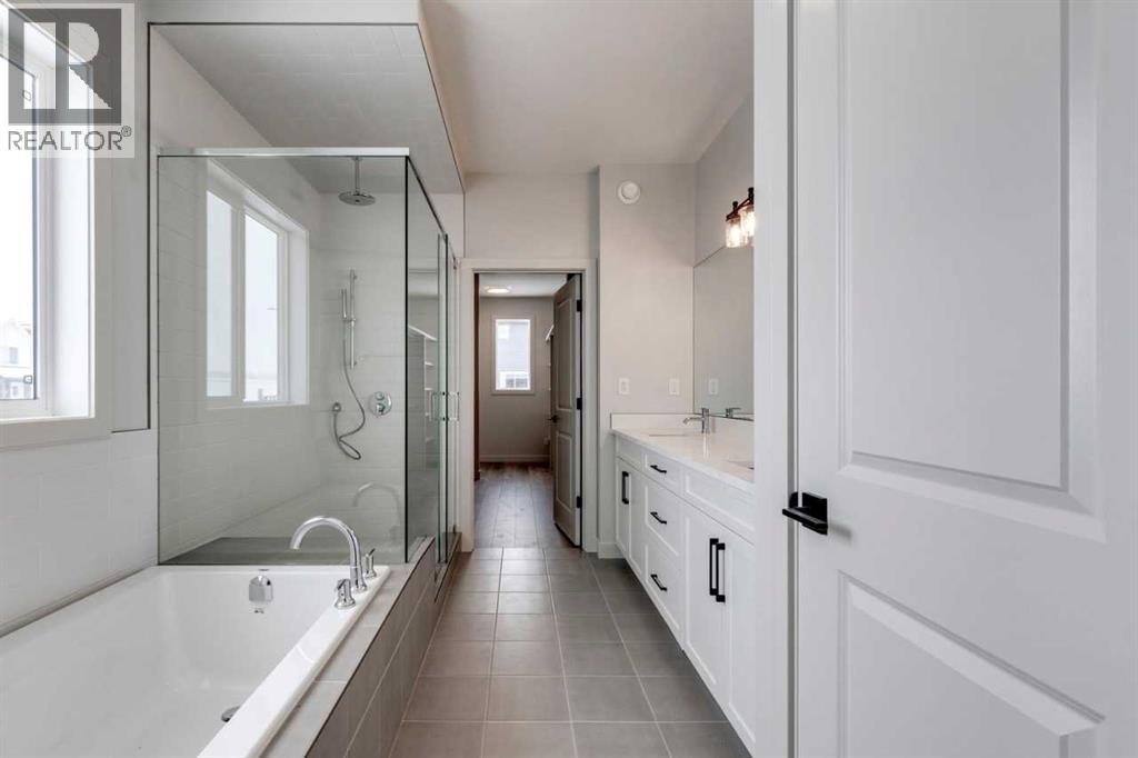 435 Rivercrest Road, Cochrane