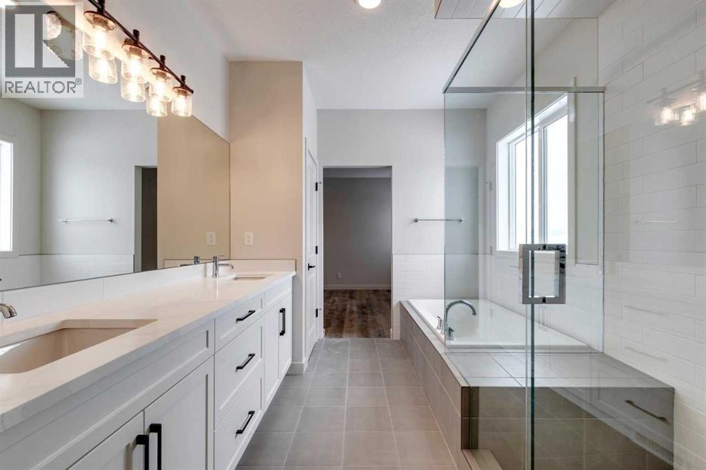 435 Rivercrest Road, Cochrane