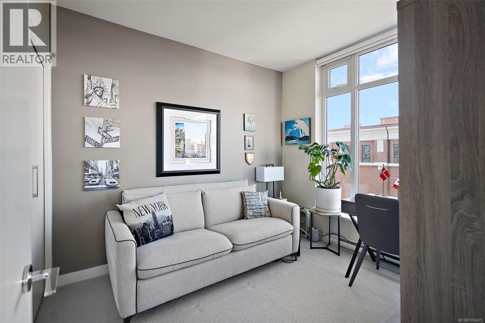 711 728 Yates St, Victoria