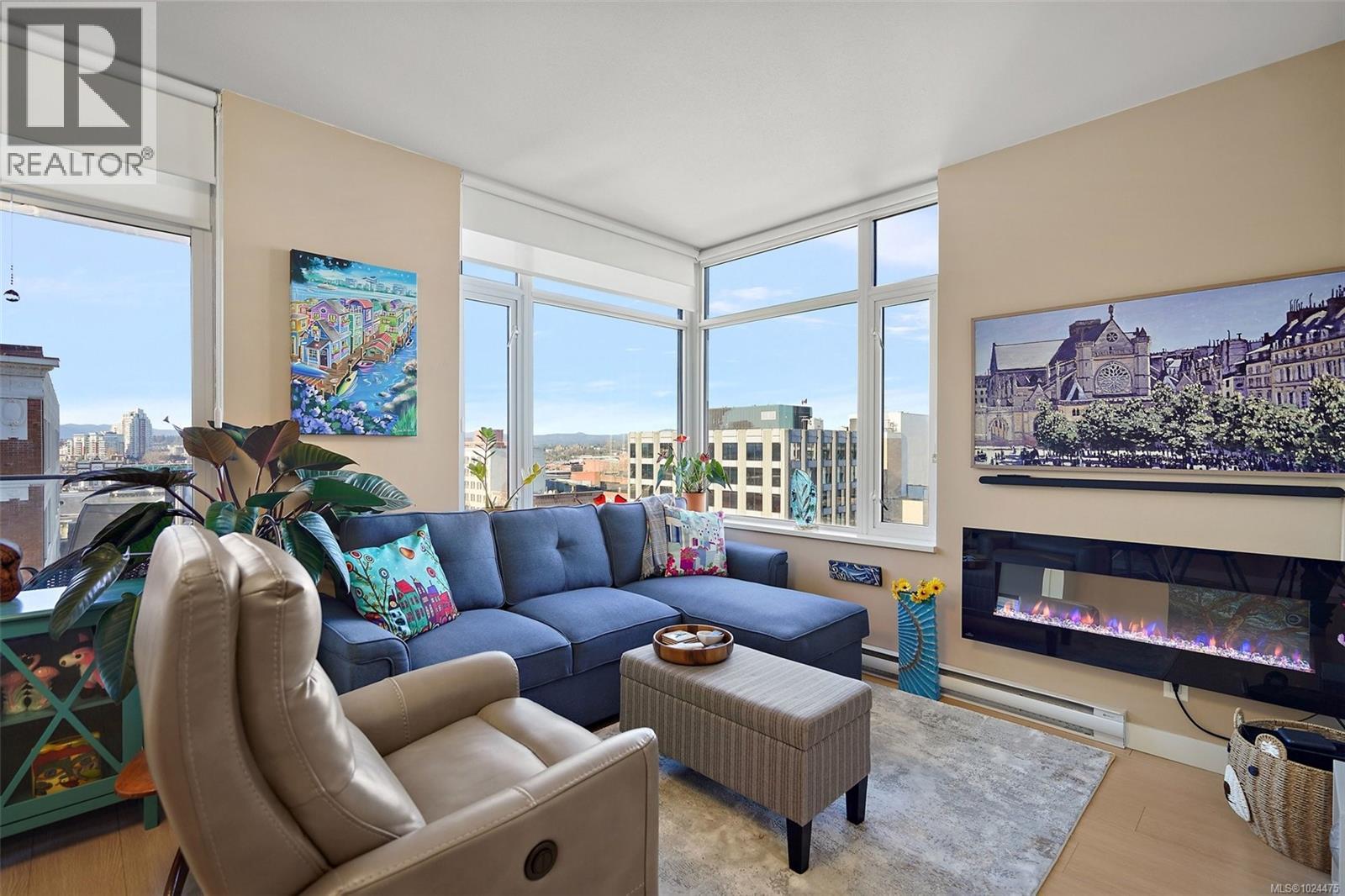 711 728 Yates St, Victoria