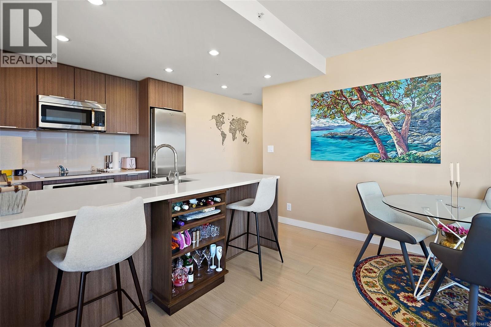 711 728 Yates St, Victoria