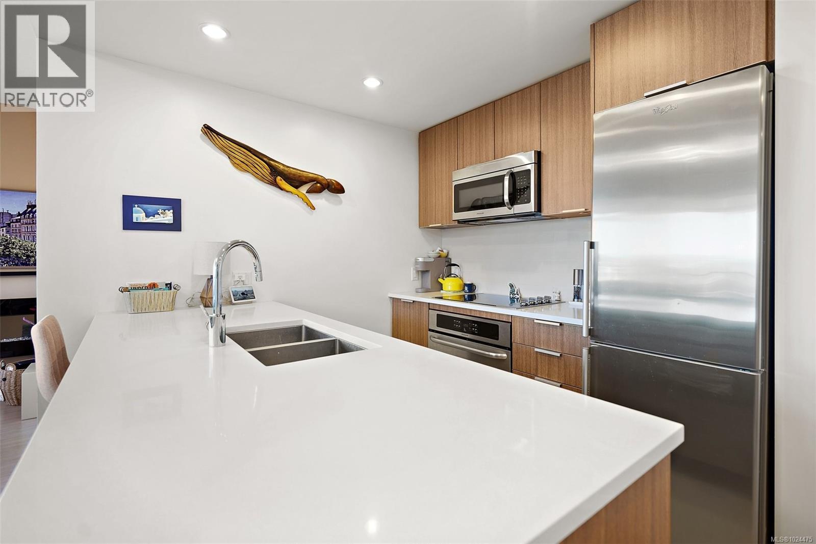 711 728 Yates St, Victoria