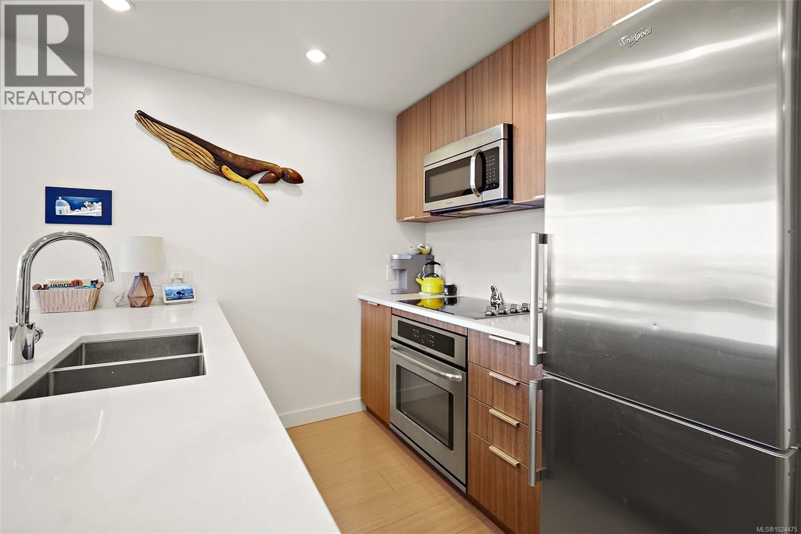 711 728 Yates St, Victoria