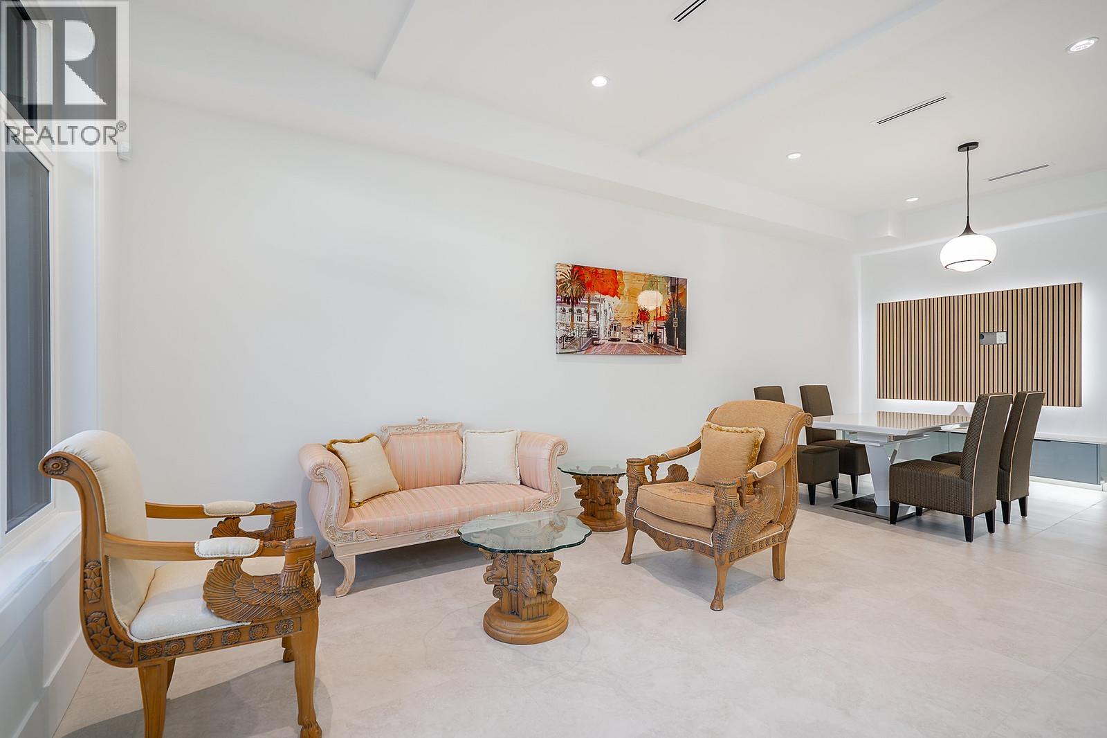 101 1204 HAMMOND AVENUE, Coquitlam