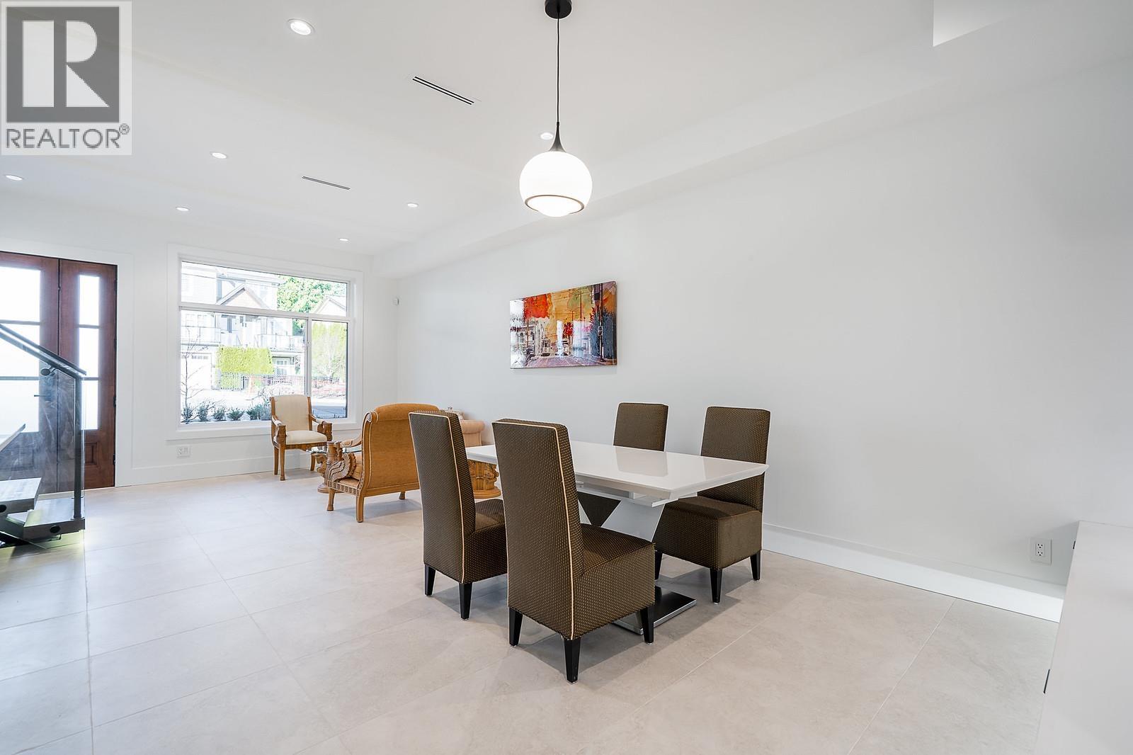 101 1204 HAMMOND AVENUE, Coquitlam