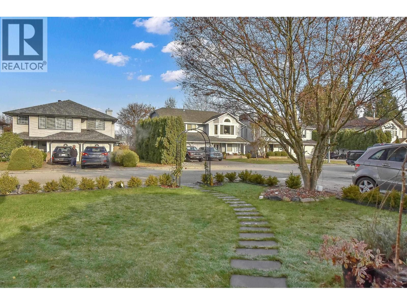 19358 CUSICK CRESCENT, Pitt Meadows
