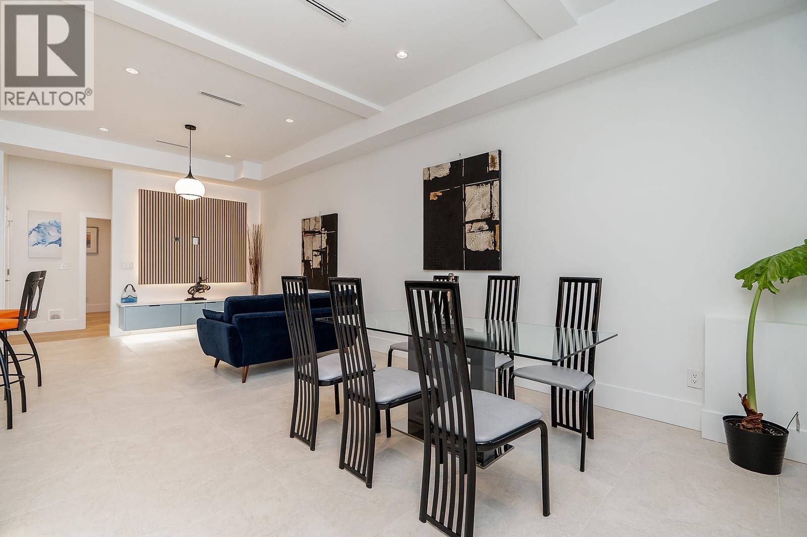 102 1204 HAMMOND AVENUE, Coquitlam