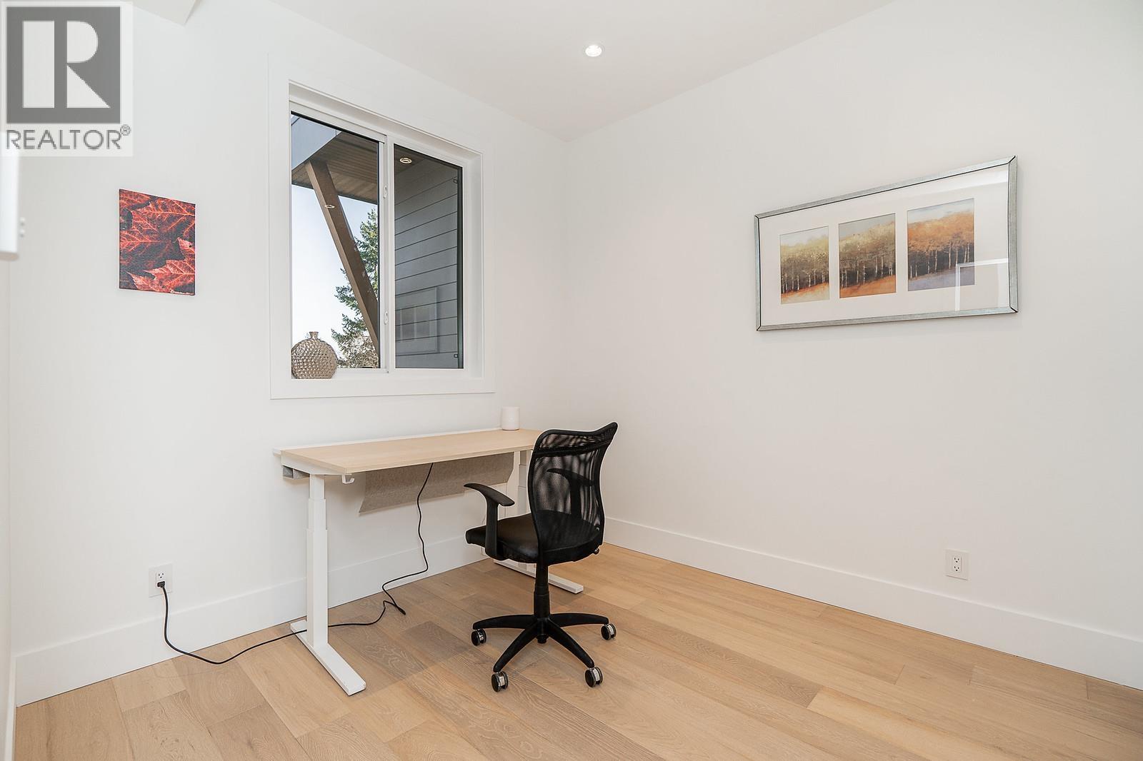 102 1204 HAMMOND AVENUE, Coquitlam