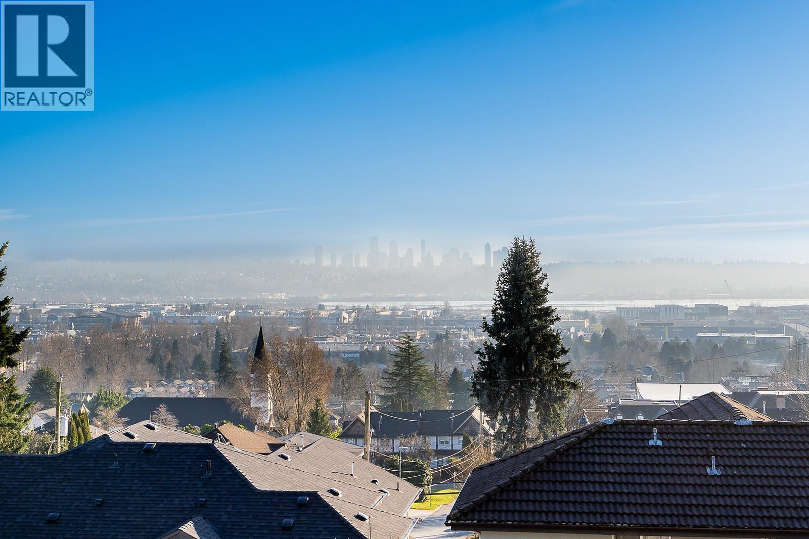 102 1204 HAMMOND AVENUE, Coquitlam