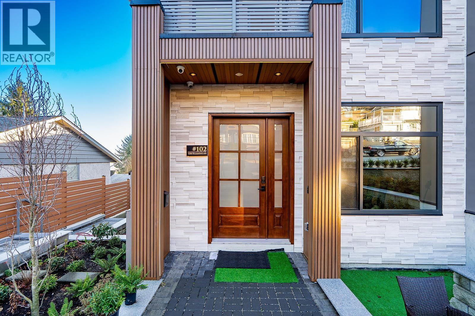 102 1204 HAMMOND AVENUE, Coquitlam