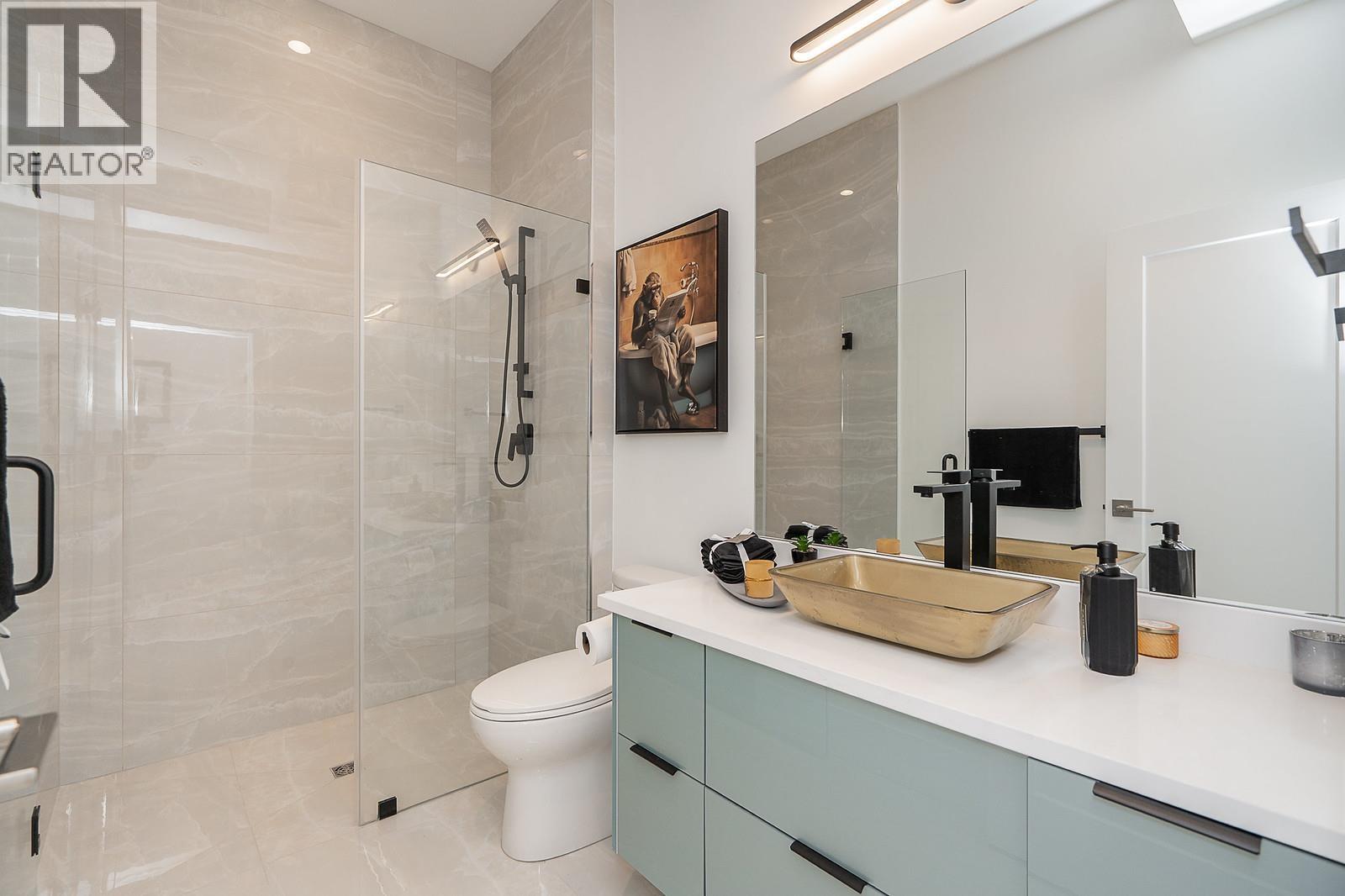 102 1204 HAMMOND AVENUE, Coquitlam