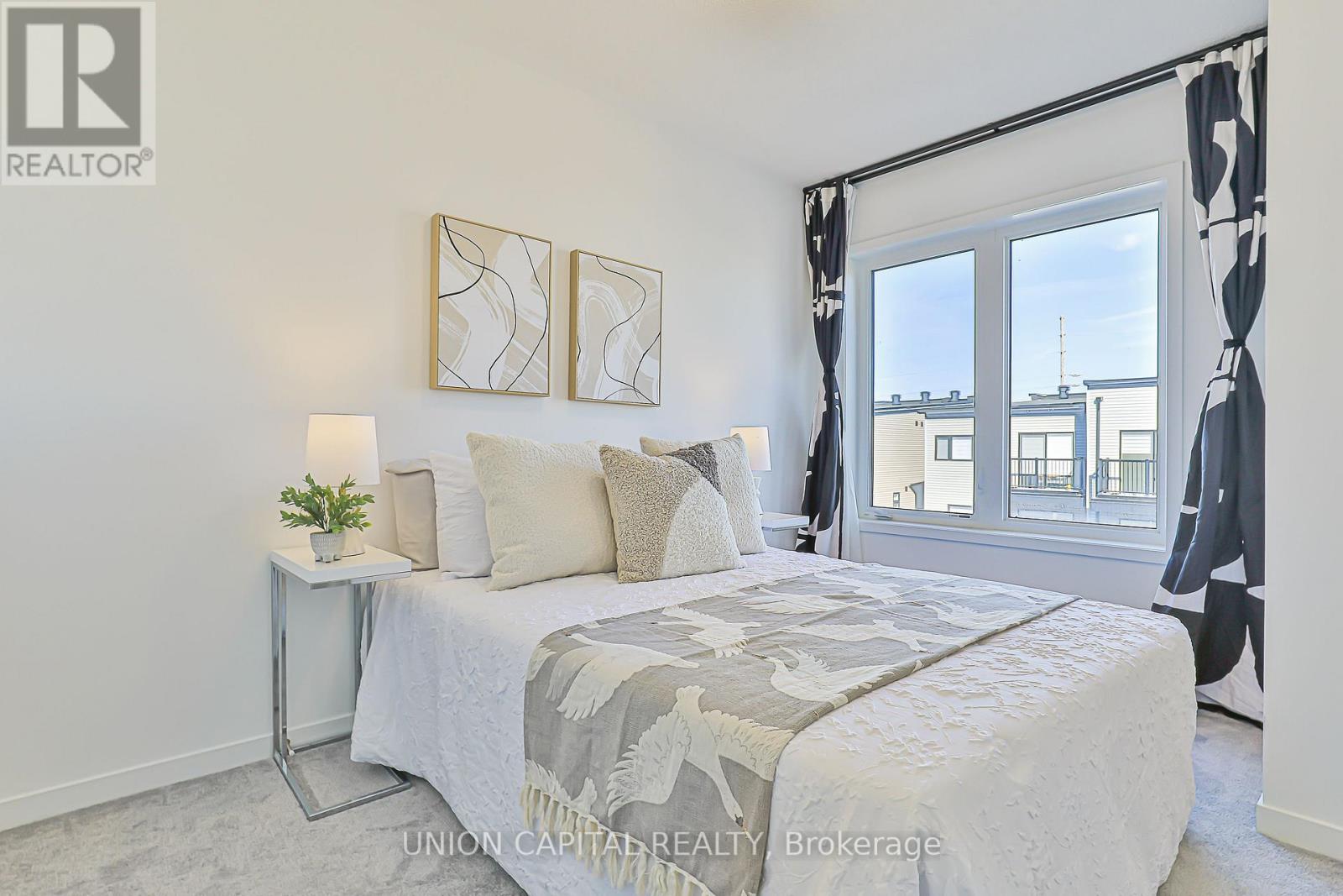 799 STANSTEAD PATH - 22