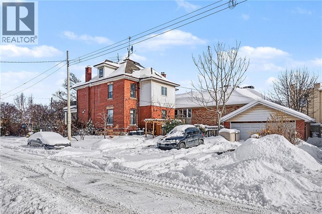 1316 KING STREET E - 3