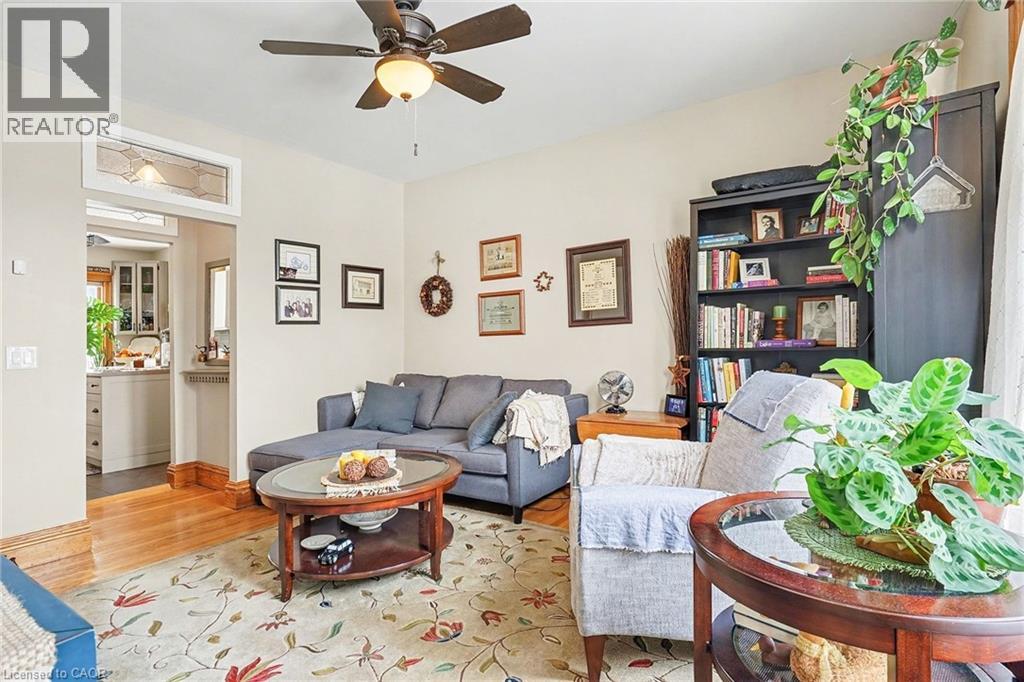 1316 KING STREET E - 9