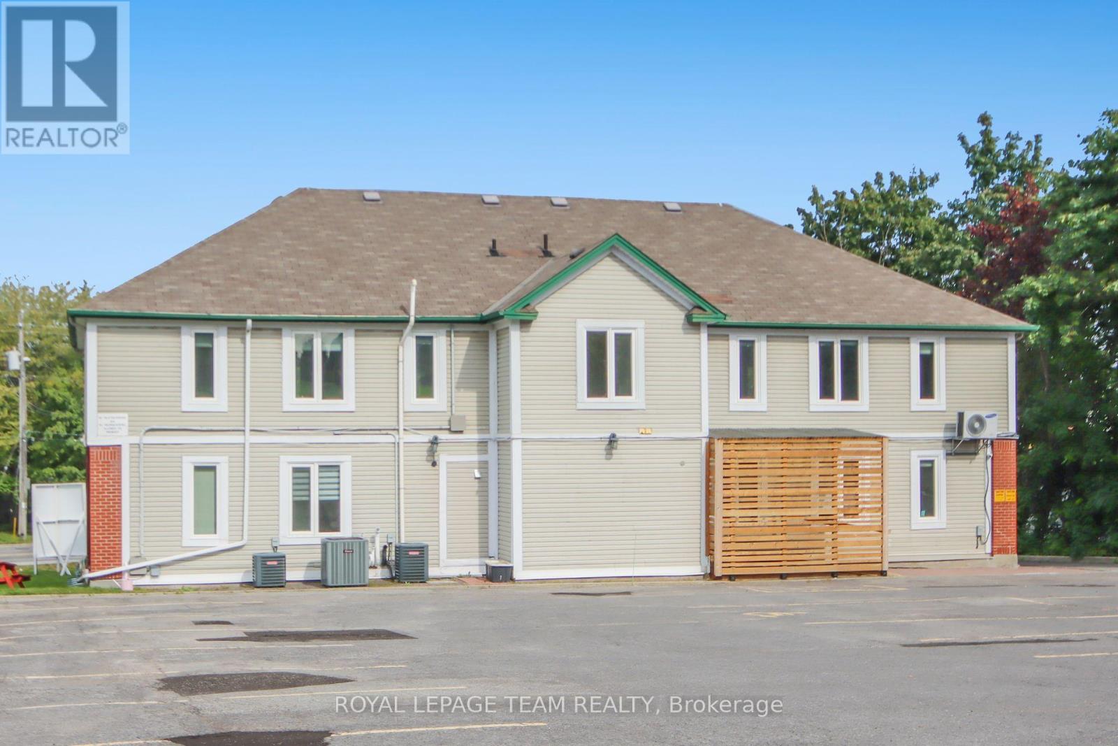 5494 Manotick Main Unit 2A photo 4