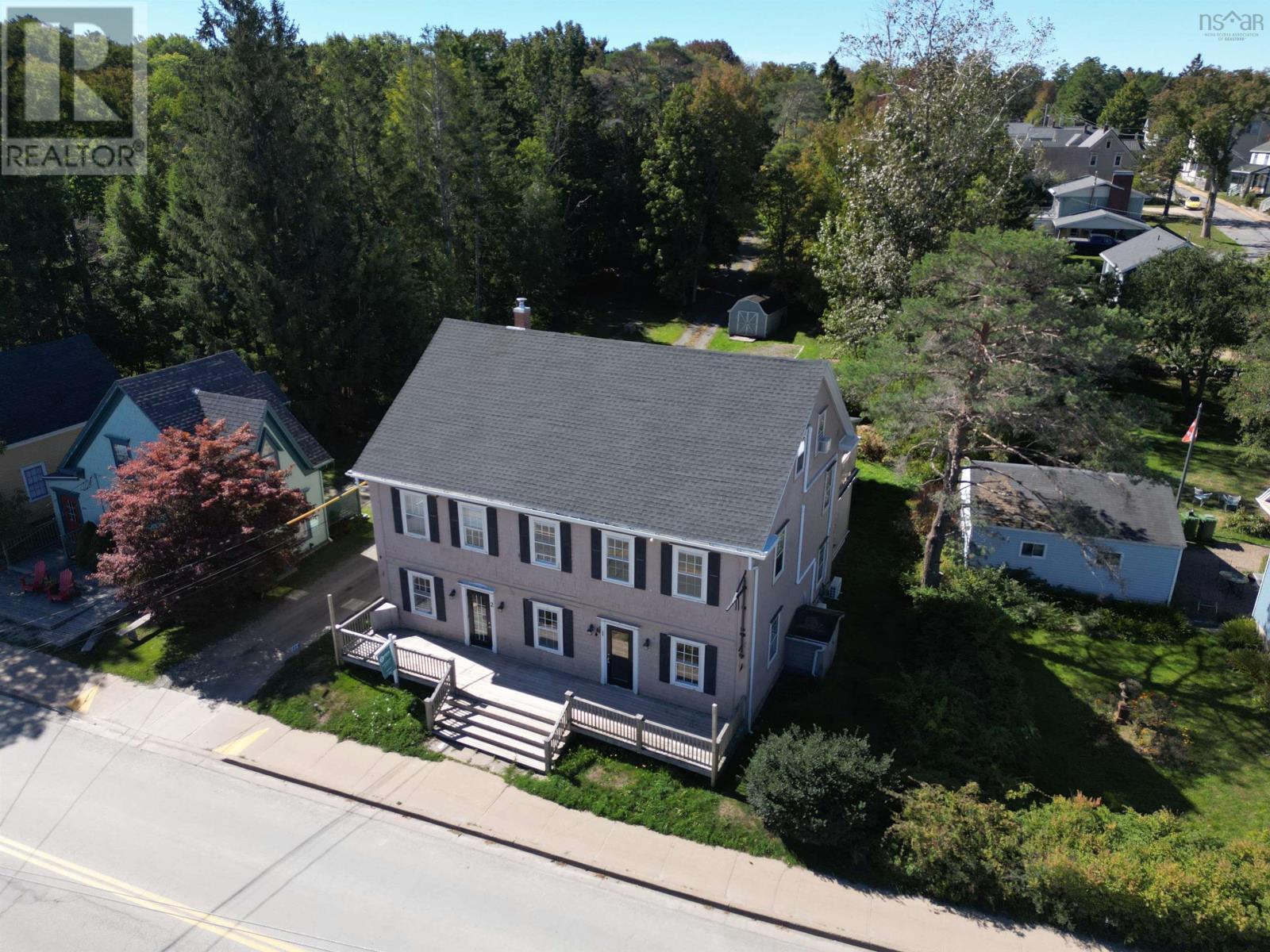 Property 2 of 46 of 662 Main Street