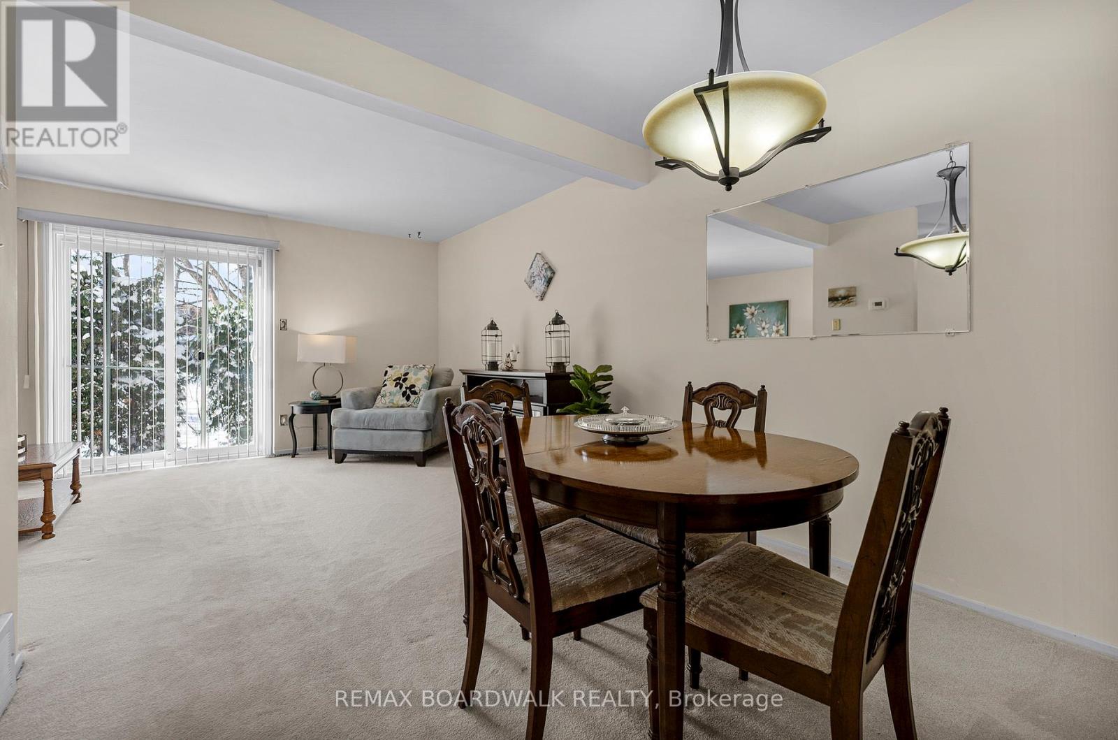 Open concept L'shaped Living & dining room