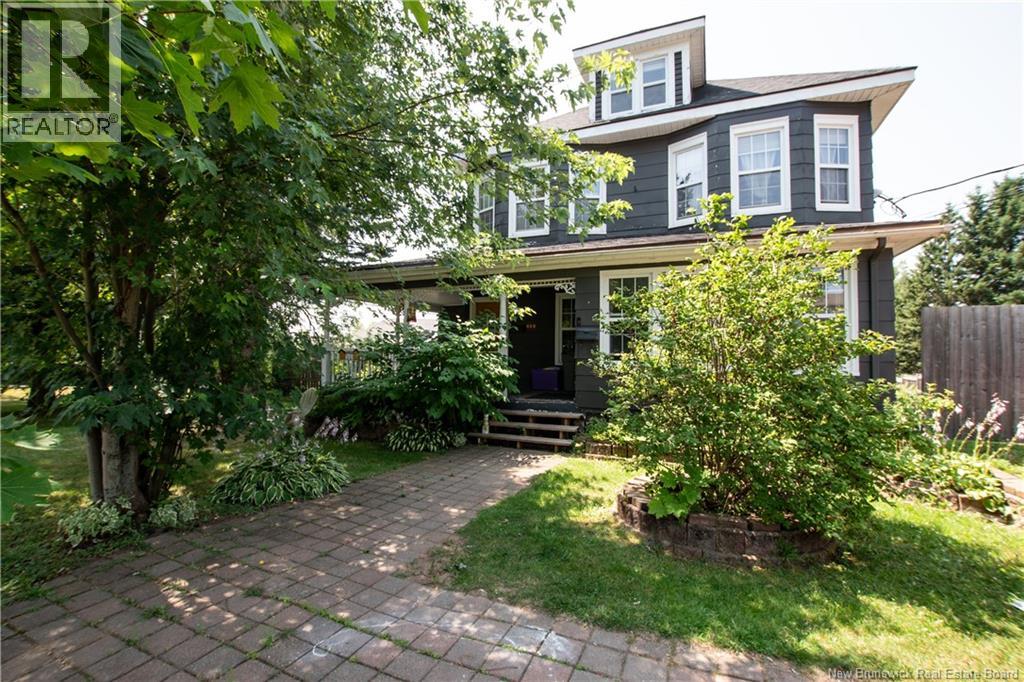 929-931 Amirault Street - 1