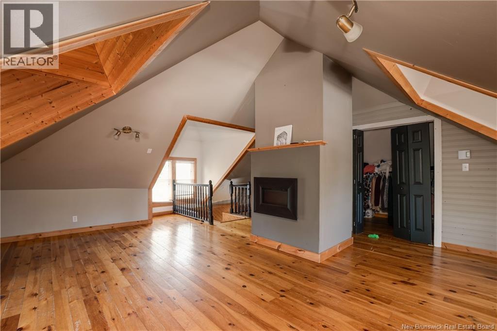 929-931 Amirault Street - 37