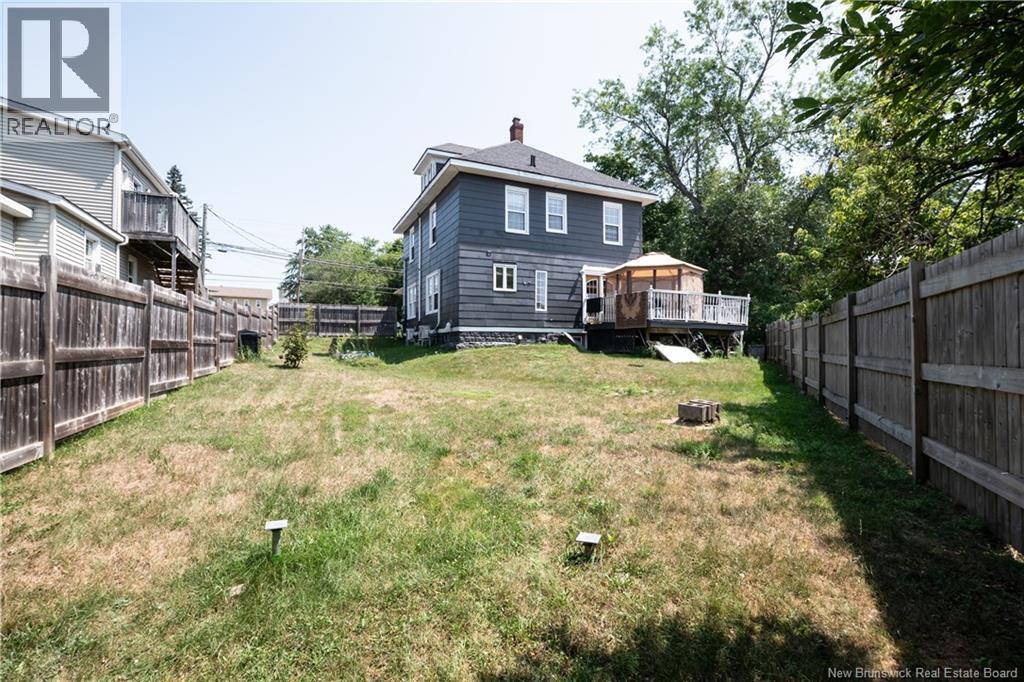 929-931 Amirault Street - 39