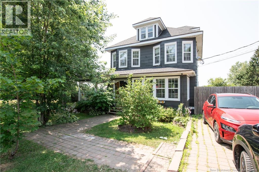 929-931 Amirault Street - 41