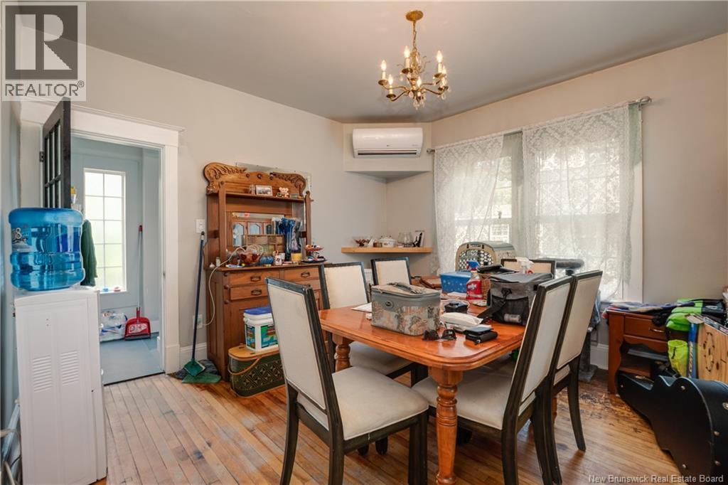929-931 Amirault Street - 5