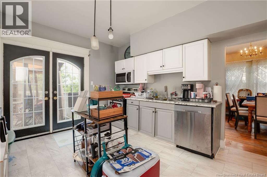 929-931 Amirault Street - 6