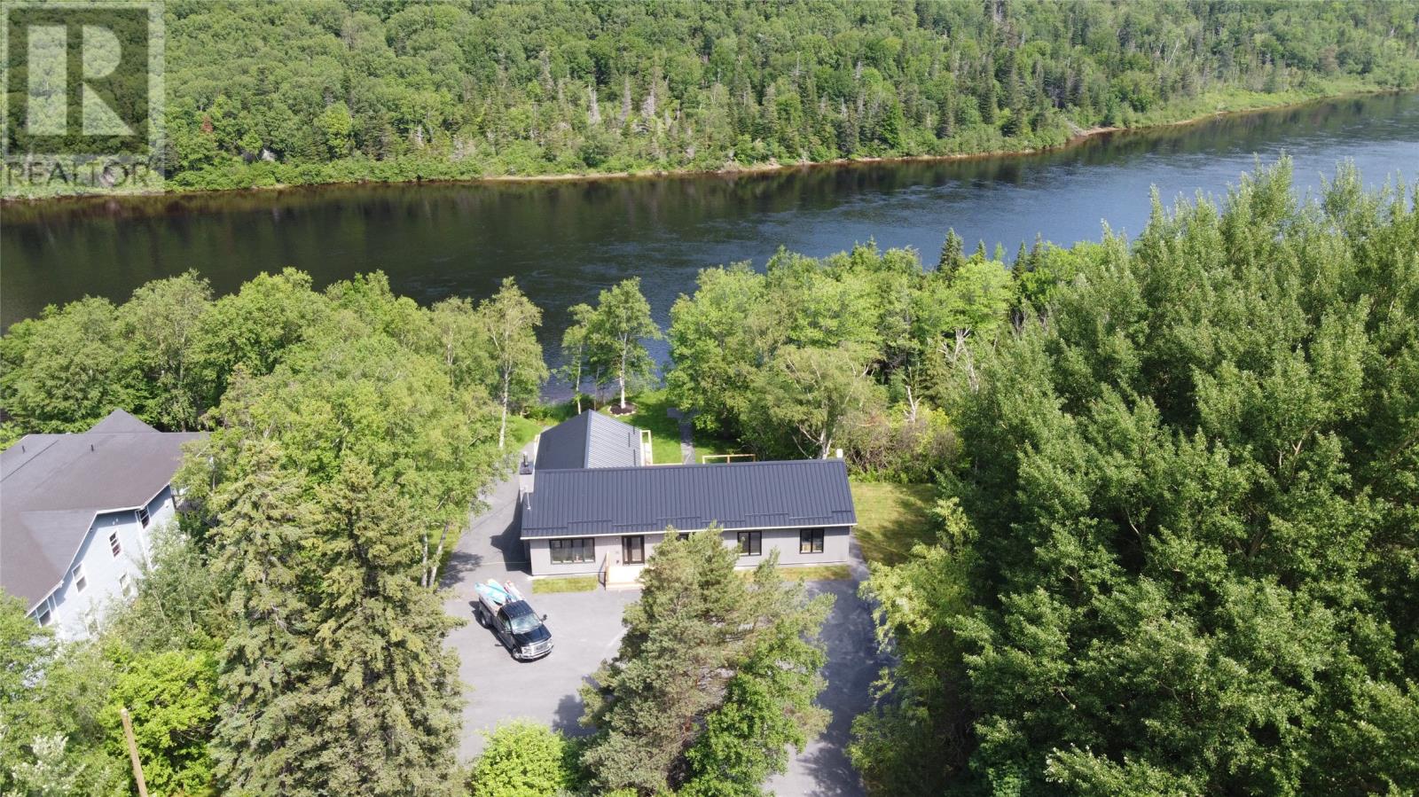 31-33 Dogwood Drive - 2